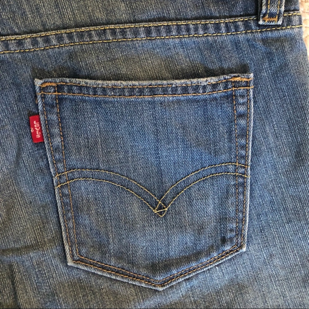 Levi’s 522 blue jean shorts size 6L W28